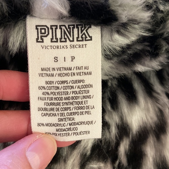 Victoria’s Secret reversible hoodie - Picture 6 of 7